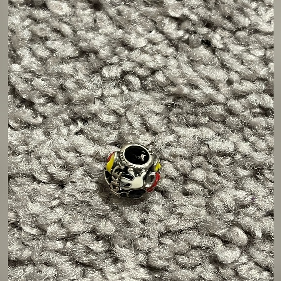 Pandora X Disney Mickey Charm - Picture 6 of 7